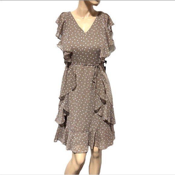 Tommy Hilfiger Fit & Flare Ruffle Dress Polka Dot Tan Taupe Women’s Size 6 NWT - Picture 2 of 8